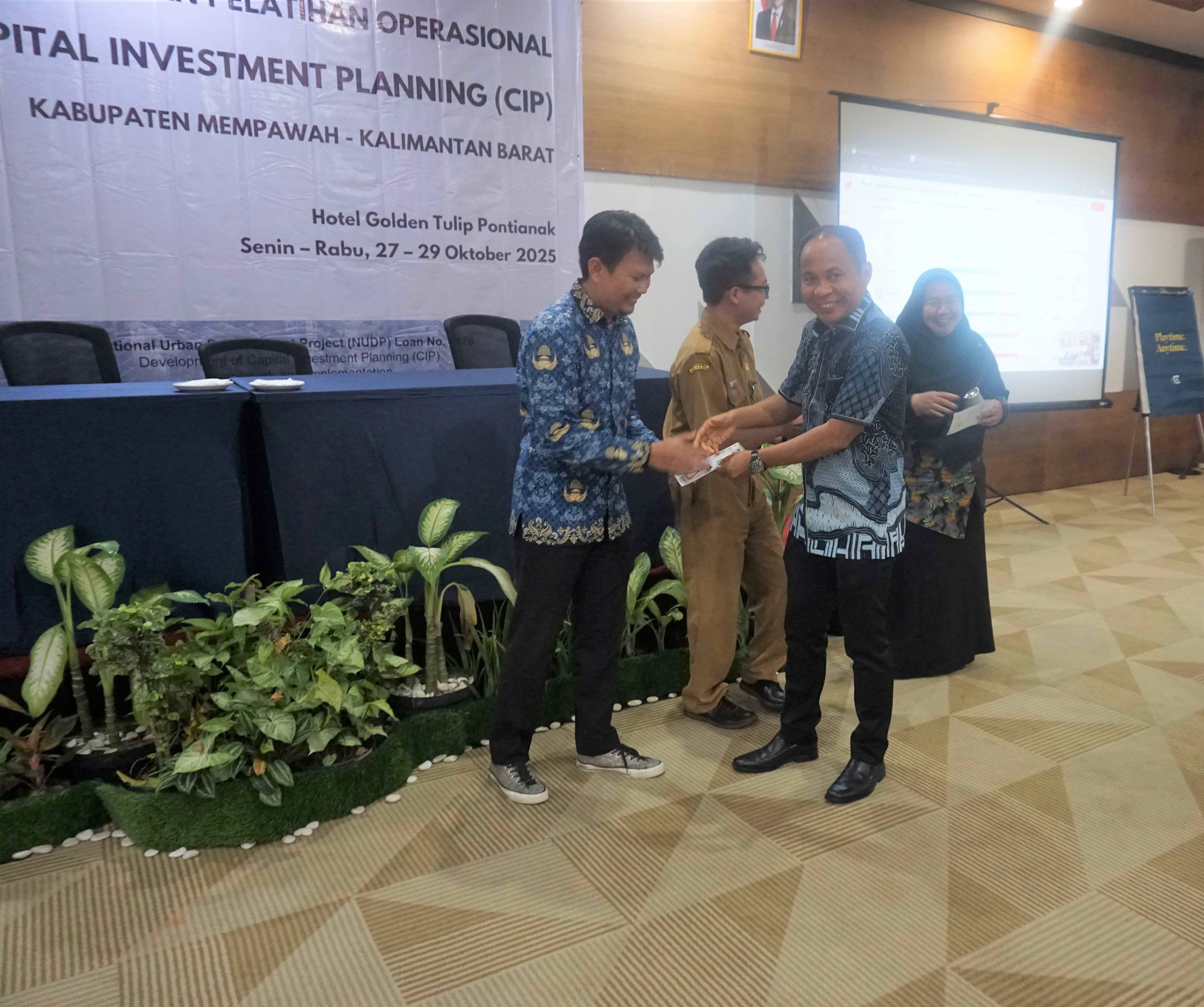 Bidang Tata Ruang Dinas PUPR Mempawah Raih Prestasi dalam Kustomisasi dan Pelatihan Operasional Capital Investment Planning NUDP