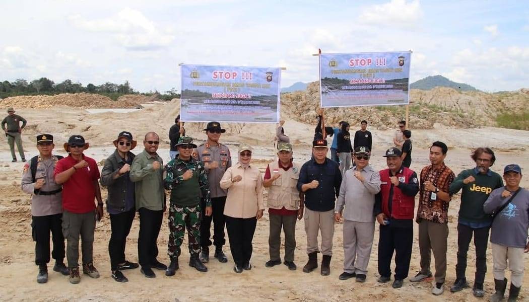 Peninjauan Lokasi PETI (Penambangan Emas Tanpa Izin) di Kecamatan Sadaniang oleh Bupati Mempawah bersama Forkopimda