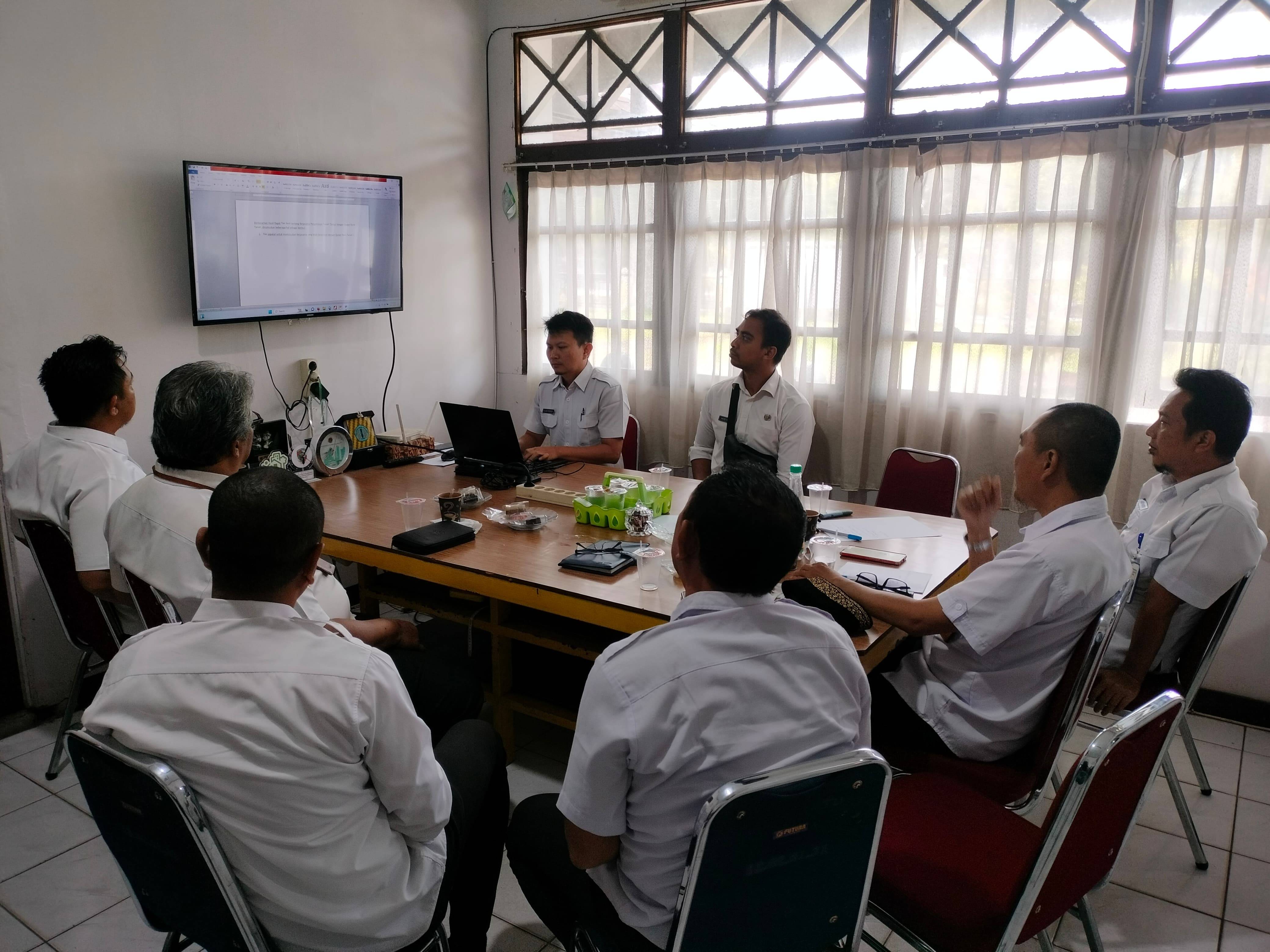 Rapat Lanjutan Diskusi Tim Teknis terkait Kerjasama Pengelolaan Tanah Timbul dengan Badan Bank Tanah